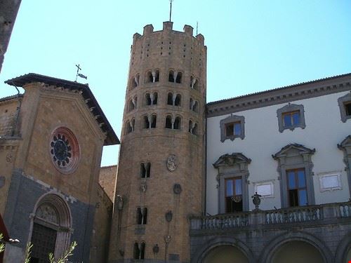  Orvieto Sonietta46 - Attribution License (http://creativecommons.org/licenses/by/2.0/) Sonietta46
