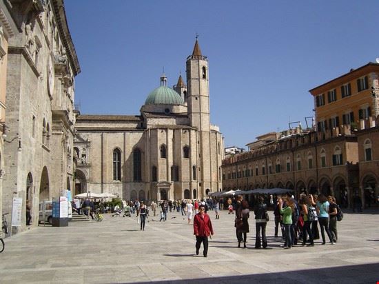 Piazza del Popolo Ascoli Piceno  