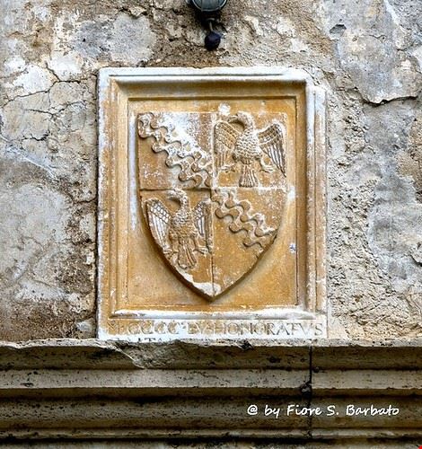 Castello Caetani Sermoneta Fiore S. Barbato - Attribution-ShareAlike License (http://creativecommons.org/licenses/by-sa/2.0/) Fiore S. Barbato