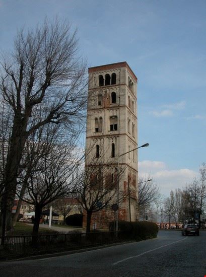  Ivrea  