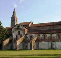 Abbazia di Staffarda Abbazia di Staffarda