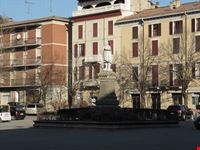 Monumento in Piazza