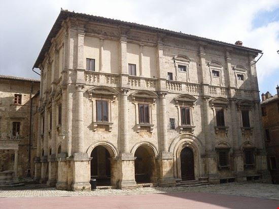 Palazzo Nobili-Tarugi - Alessandro Antonelli - Alessandro Antonelli - CC BY 3.0