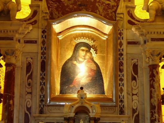 Santuario della Madonna dell'Olivo Chiavari Davide Papalini - CC BY-SA 3.0 Davide Papalini