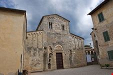 abbadia monteriggioni 1