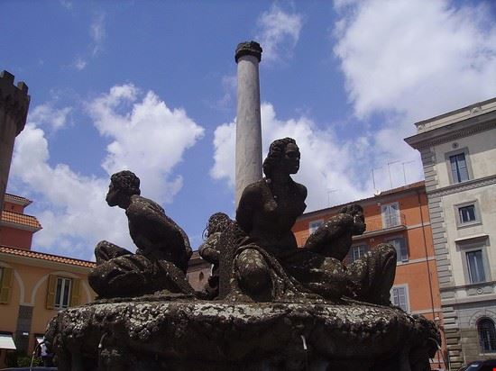  Marino Gino il Pio - Pubblico dominio Gino il Pio
