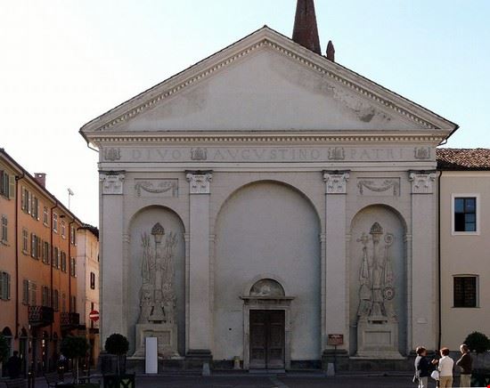  Carmagnola Davide Papalini - CC BY-SA 3.0 Davide Papalini