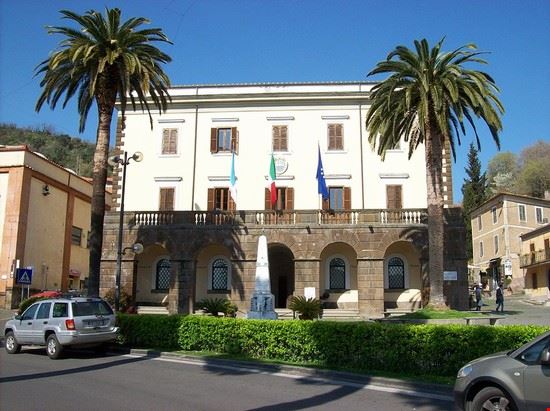  Trevignano Romano Blackcat - CC BY 3.0 Blackcat