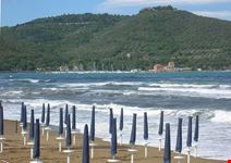  la spiaggia di baratti