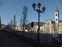Marciapiede della Piazza