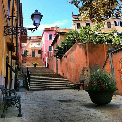 Centro Storico - LonelyTravellerBlog - LonelyTravellerBlog - Attribution-NonCommercial-ShareAlike (http://creativecommons.org/licenses/by-nc-sa/2.0/)