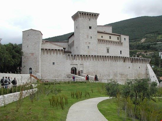  Gualdo Tadino Simonecappellini - Massimiliano Mariani - CC BY 3.0 Simonecappellini - Massimiliano Mariani