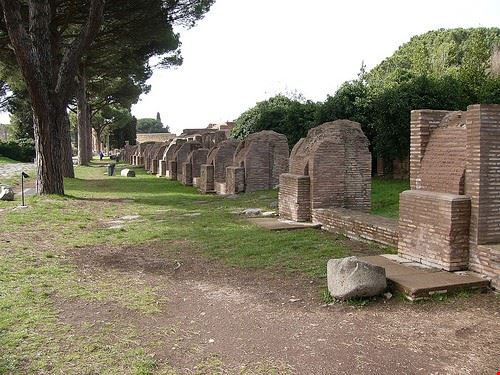 Rovine di Ostia Antica Fiumicino Javier Sanchez - Attribution-NonCommercial-ShareAlike (http://creativecommons.org/licenses/by-nc-sa/2.0/) Javier Sanchez