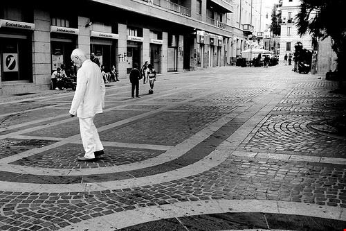  Cosenza ono-send@i - Attribution-NonCommercial-ShareAlike (http://creativecommons.org/licenses/by-nc-sa/2.0/) ono-send@i