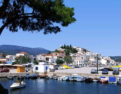 Skiatos città Skiatos città P Phillips  - ©Shutterstock P Phillips 