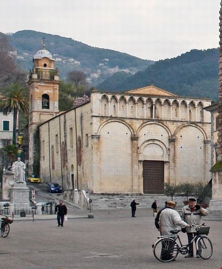  Pietrasanta Hans Peter Schaefer - CC BY-SA 3.0 Hans Peter Schaefer