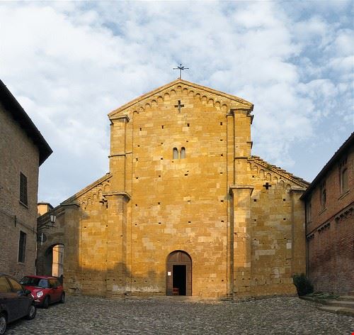  Castell'Arquato giovanni_novara - Attribution-NonCommercial-ShareAlike (http://creativecommons.org/licenses/by-nc-sa/2.0/) giovanni_novara