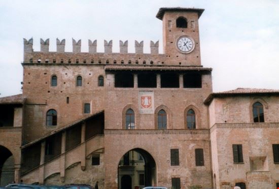  Castell'Arquato Giorces - Pubblico dominio Giorces