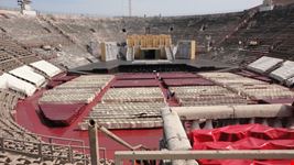 interno arena verona