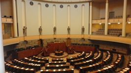PARLAMENTO