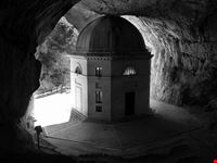 grotta della vergine genga