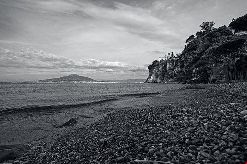Spiaggia del Pezzolo - pulcinellafilm - pulcinellafilm - Attribution-NonCommercial-NoDerivs (http://creativecommons.org/licenses/by-nc-nd/2.0/)