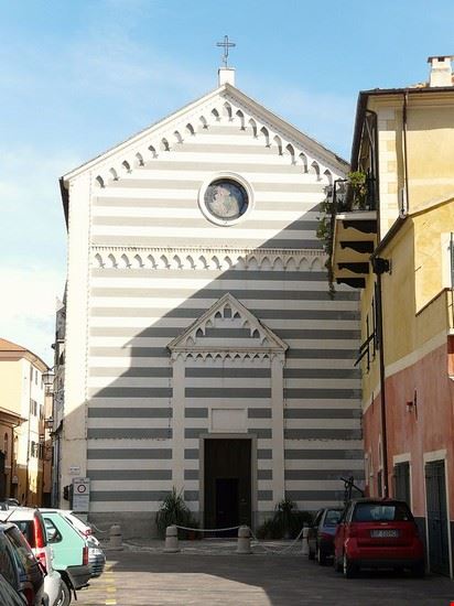  Pietra Ligure Davide Papalini - CC BY-SA 3.0 Davide Papalini