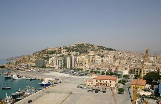  Licata  