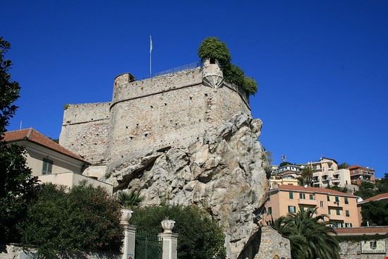 Castello di Pietra Ligure - Kaosrimo - Kaosrimo - CC BY 3.0