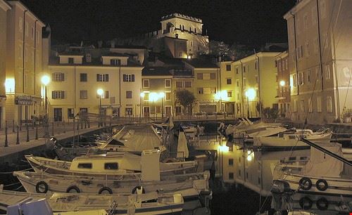 Muggia tosolini - Attribution-ShareAlike License (http://creativecommons.org/licenses/by-sa/2.0/) tosolini