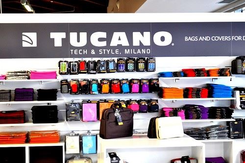  Pineto Tucano _ Tech & Style, Milano - Attribution-NonCommercial-ShareAlike (http://creativecommons.org/licenses/by-nc-sa/2.0/) Tucano _ Tech & Style, Milano