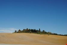 serre di rapolano la magia delle crete senesi siena