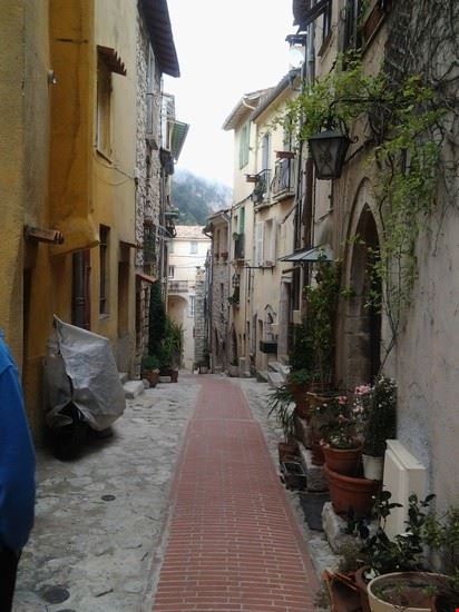 Mentone  