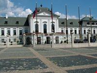 bratislava palazzo grassalkovich bratislava