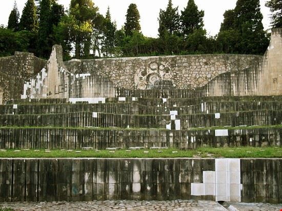 Cimitero memoriale dei Partigiani - _ Kripptic - _ Kripptic - CC BY 2.0