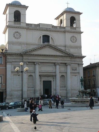 Cattedrale metropolitana dei Santi Massimo e Giorgio - Freegiampi - Freegiampi - CC BY-SA 2.5