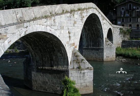 Il ponte di Ganda