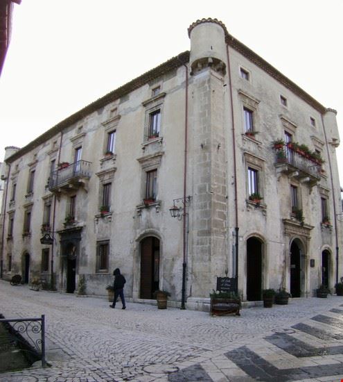 Palazzo Grilli - Zitumassin - Zitumassin - Pubblico dominio
