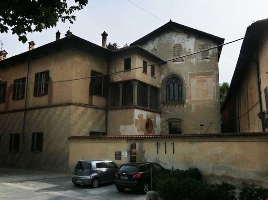Palazzo Branda Castiglioni - Mattana - Mattana - CC BY-SA 3.0