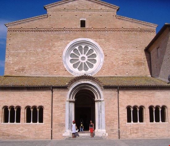  Tolentino Luigi Guarino - CC BY 2.0 Luigi Guarino