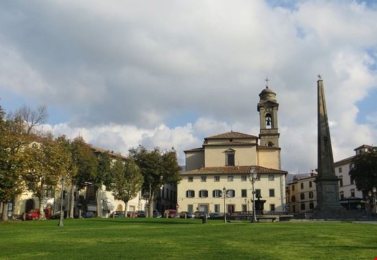  Castel del Piano Luca Aless - CC BY-SA 3.0 Luca Aless