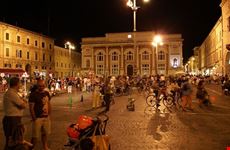 piazza del popolo pesaro