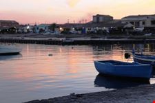 Il porto all'imbrunire
