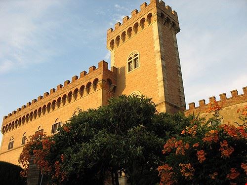  Bolgheri Larth Rasnal - CC BY-SA 3.0 Larth Rasnal