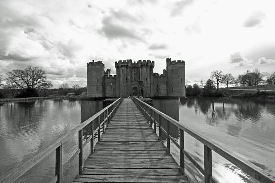Castello di Bodiam Brighton Brian Snelson - CC BY 2.0 Brian Snelson