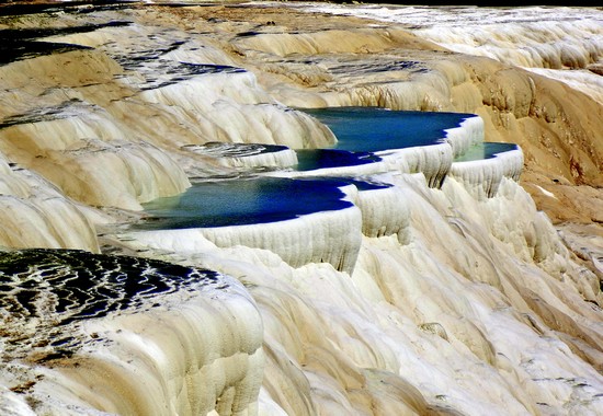 Acque termali di travertino