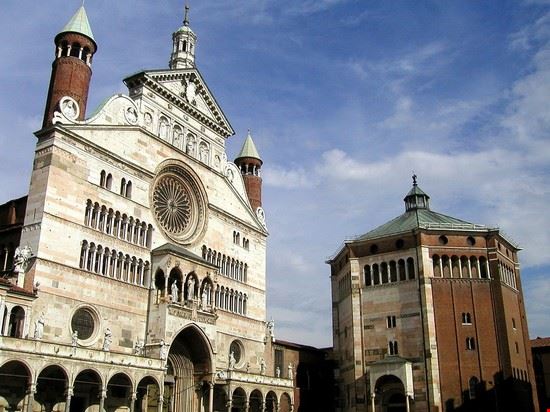 Cattedrale di Santa Maria Assunta Cremona Einer flog zu Weit - CC BY-SA 3.0 Einer flog zu Weit
