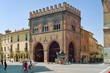 cremona loggia dei militi