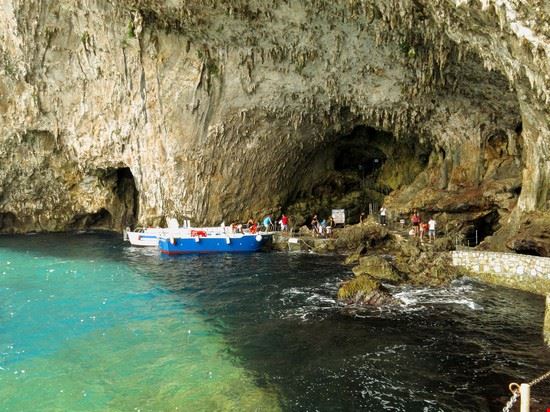 Grotta Zinzulusa  Castro Daniele Peterlini - CC BY 2.0 Daniele Peterlini