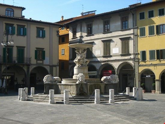 Fontana delle Naiadi - Docwally - Docwally - CC BY-SA 3.0